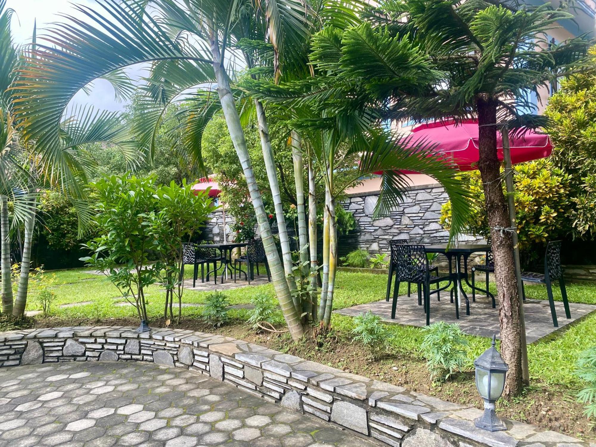 Hotel K2 Pokhara Exterior photo