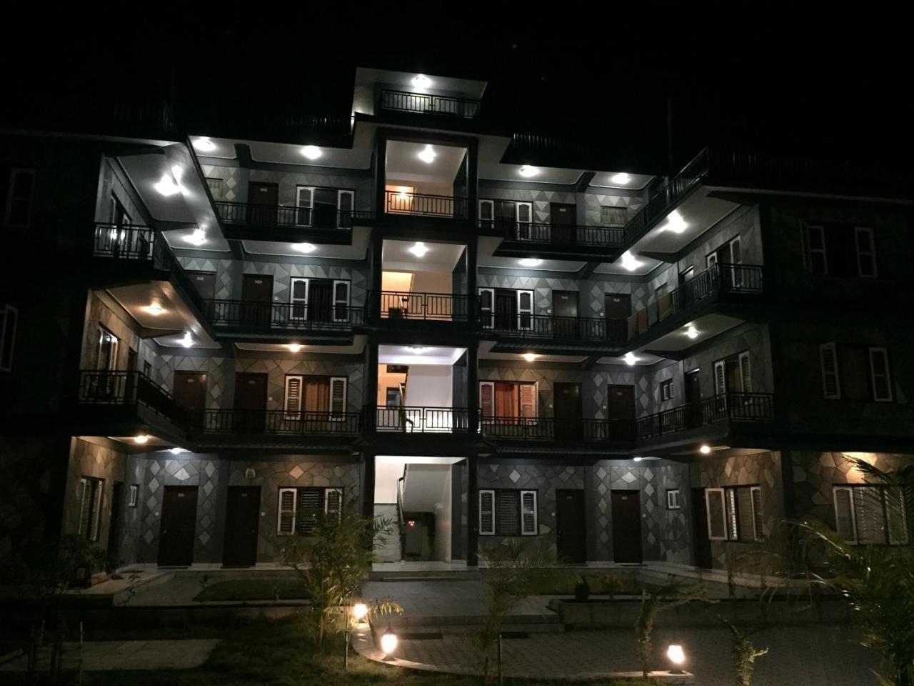 Hotel K2 Pokhara Exterior photo