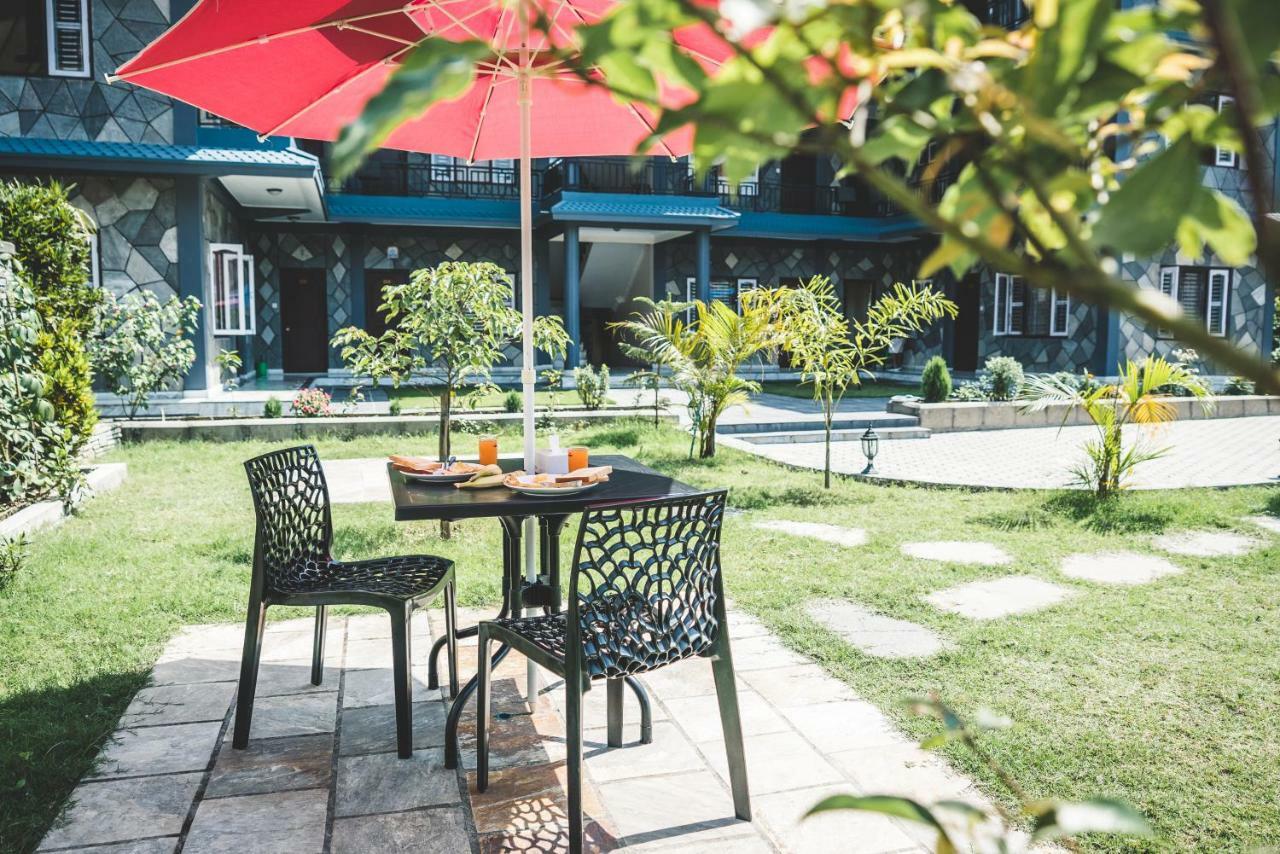 Hotel K2 Pokhara Exterior photo